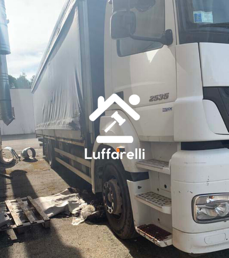 Automezzi Commerciali — foto 2