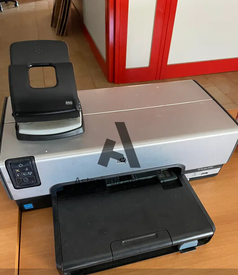 Arredi Da Ufficio E Varie — foto 3
