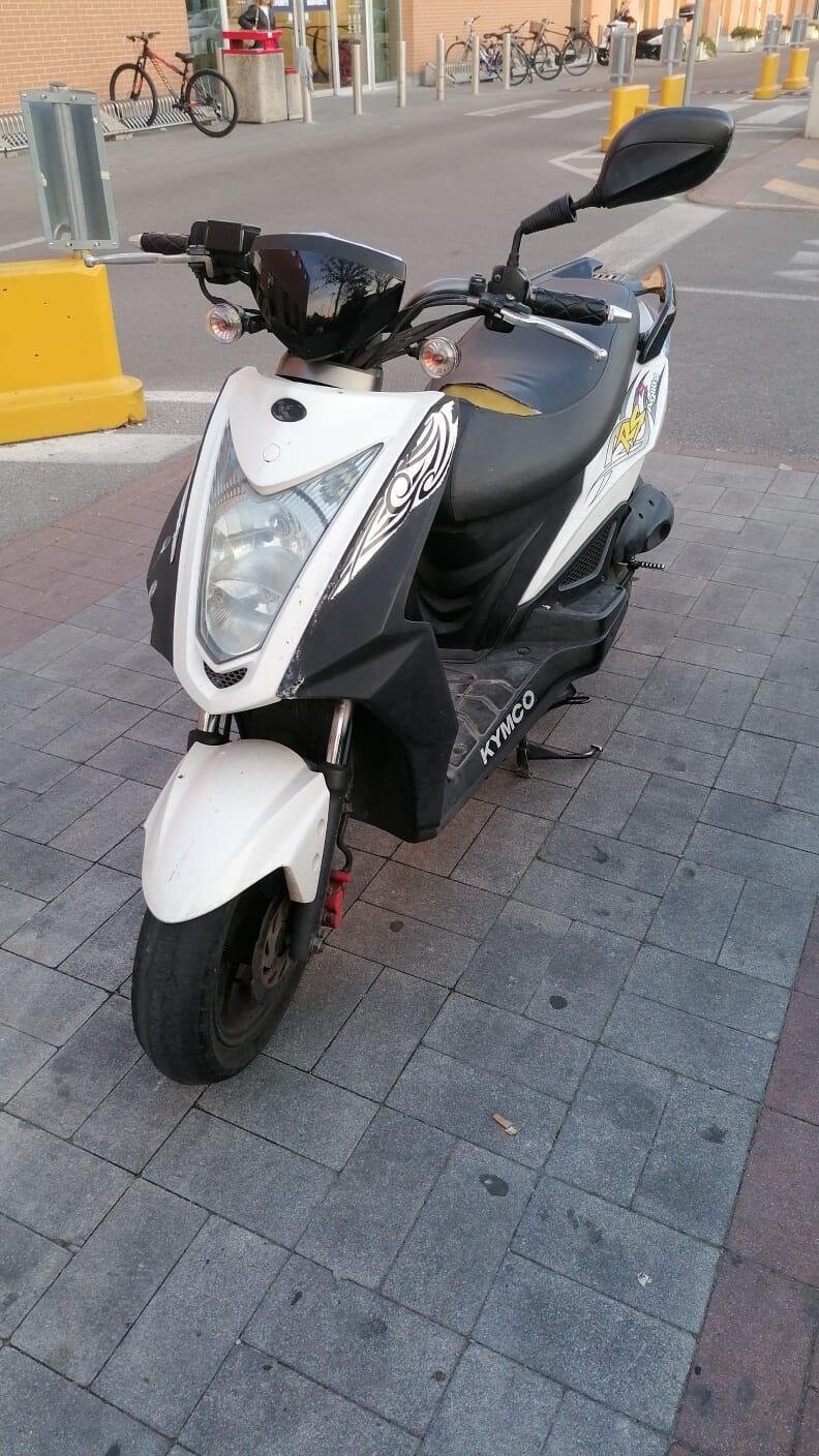 Motoveicolo O Ciclomotore — foto 2