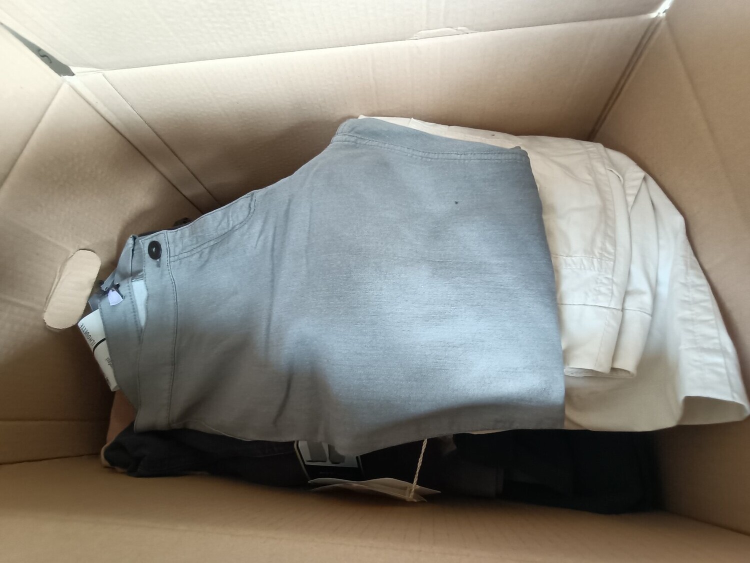 Abbigliamento E Calzature — foto 3