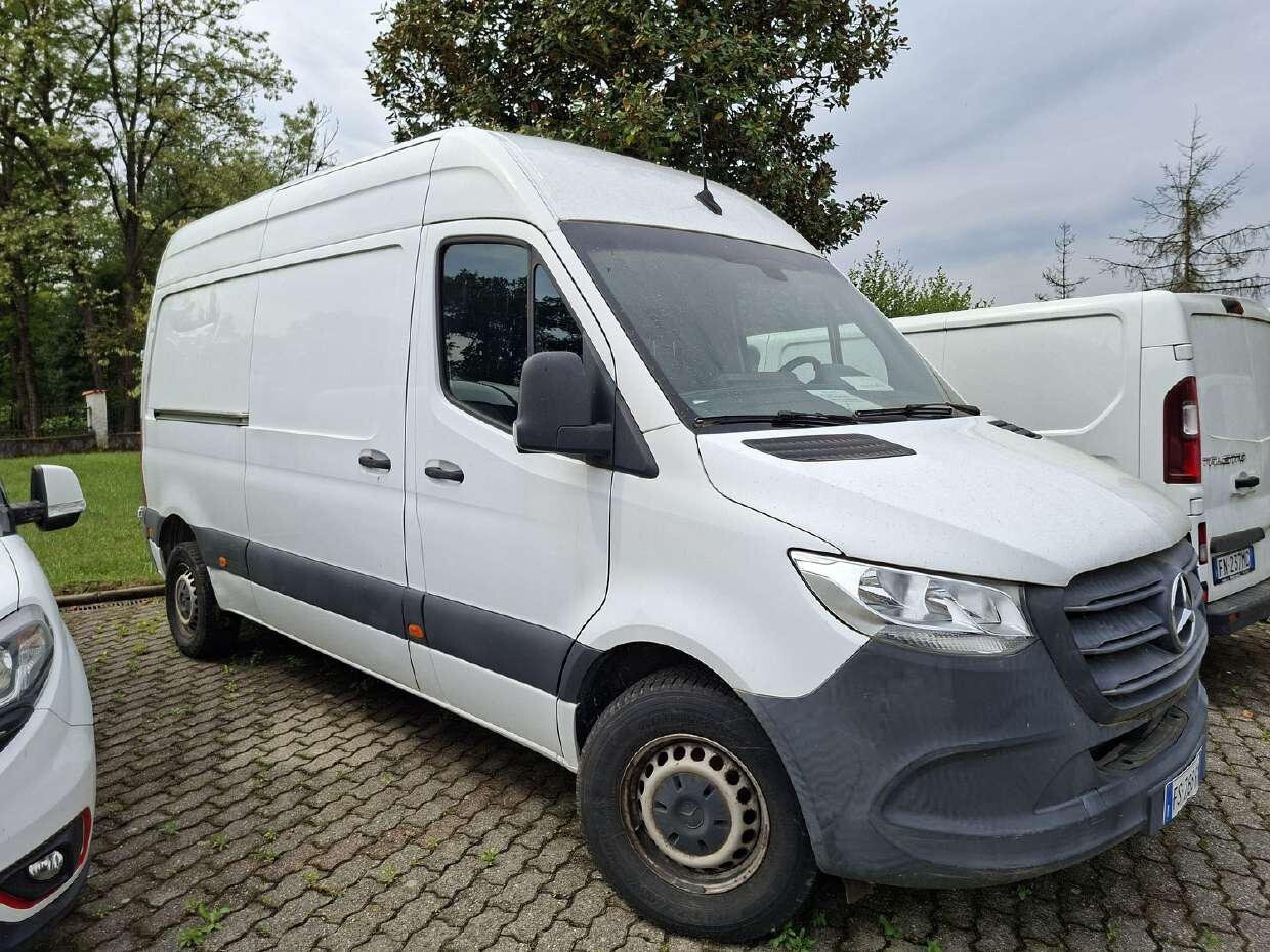 Automezzi Commerciali — foto 2