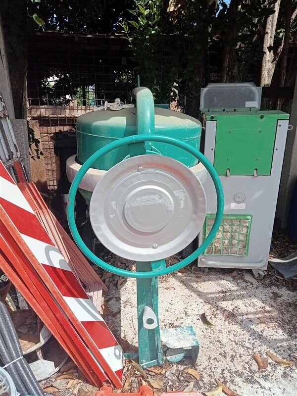 Macchinari, Impianti Ed Attrezzature Per L’Edilizia — foto 3