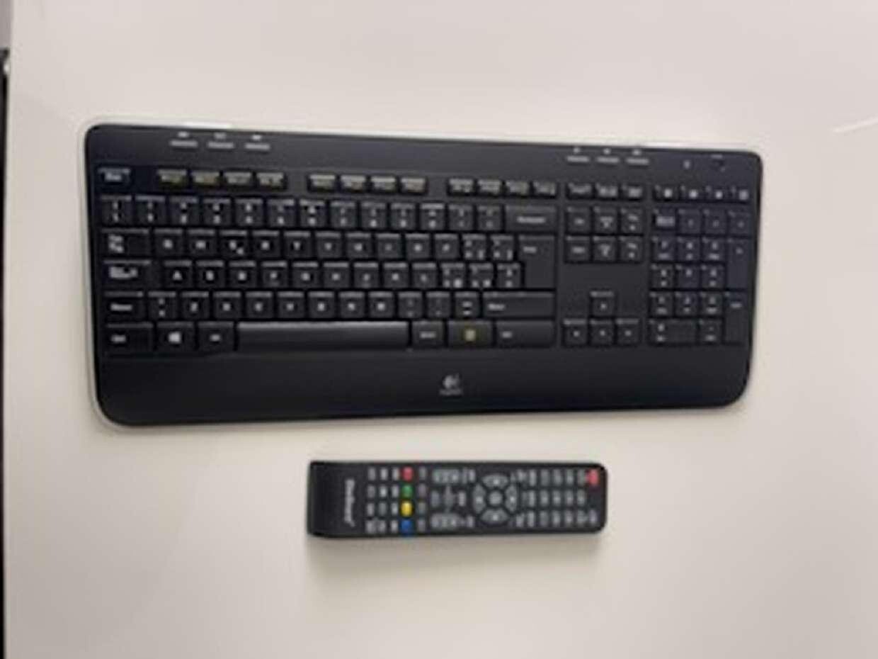Computer E Attrezzatura Informatica — foto 3