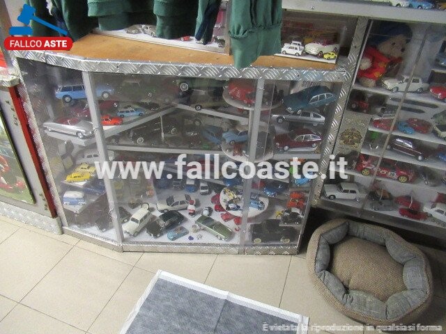 Oggetti D’Arte O Antiquariato — foto 9