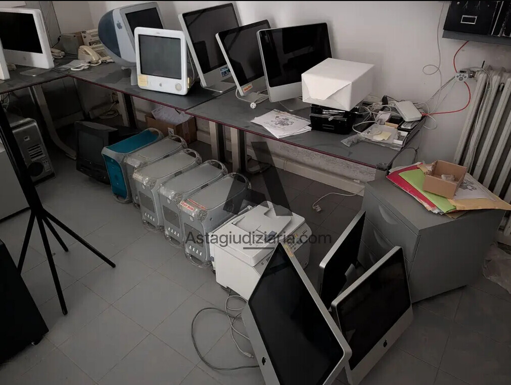 Computer E Attrezzatura Informatica — foto 3