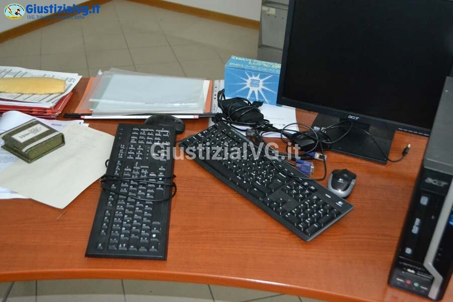 Computer E Attrezzatura Informatica — foto 5