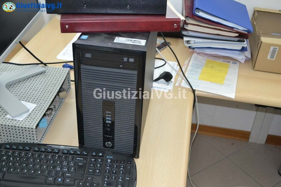 Computer E Attrezzatura Informatica — foto 7