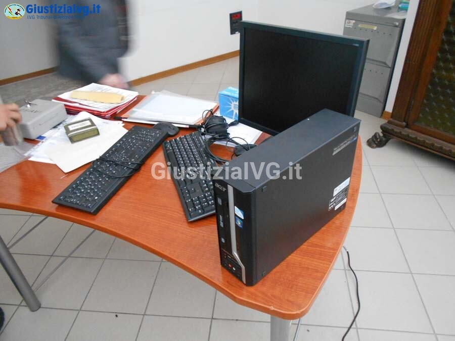 Arredi Da Ufficio E Varie — foto 2