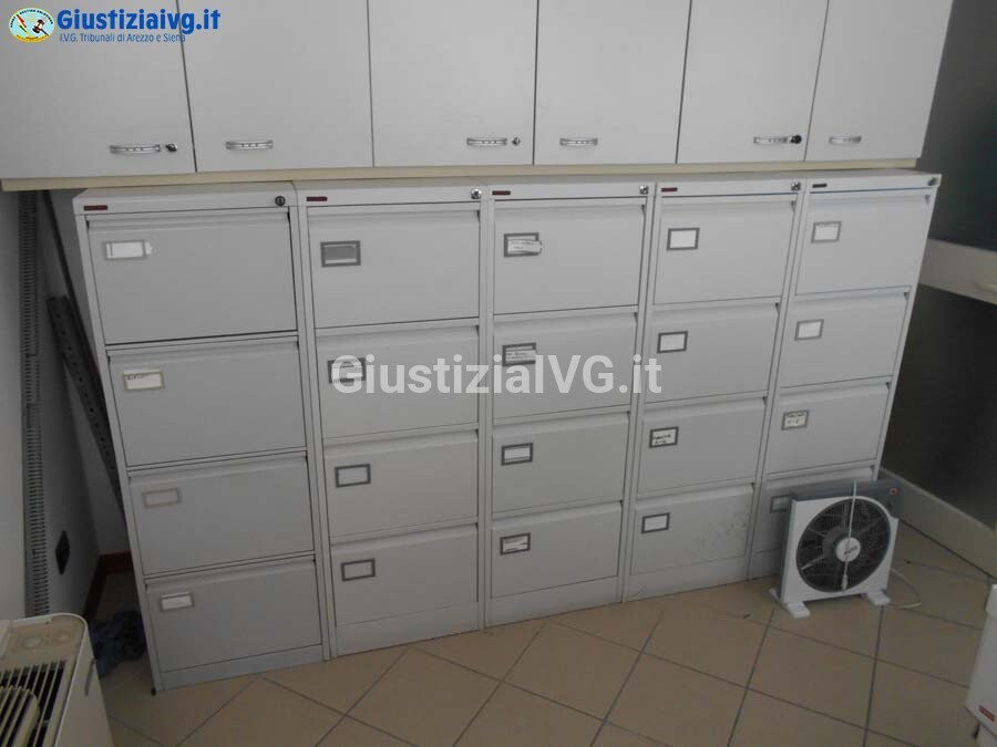 Arredi Da Ufficio E Varie — foto 3