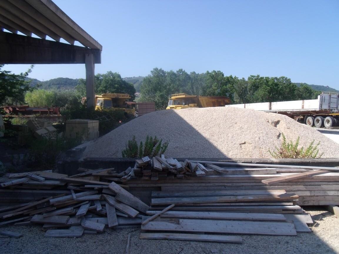 Macchinari, Impianti Ed Attrezzature Per L’Edilizia — foto 5