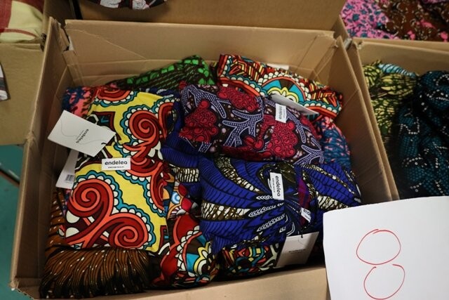 Abbigliamento E Calzature — foto 2
