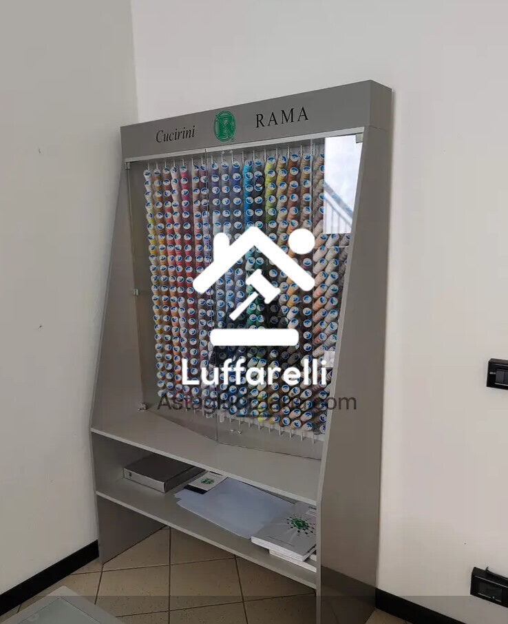 Arredi Da Ufficio E Varie — foto 2