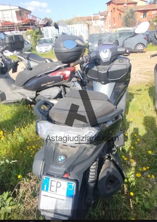 Motoveicolo O Ciclomotore — foto 3