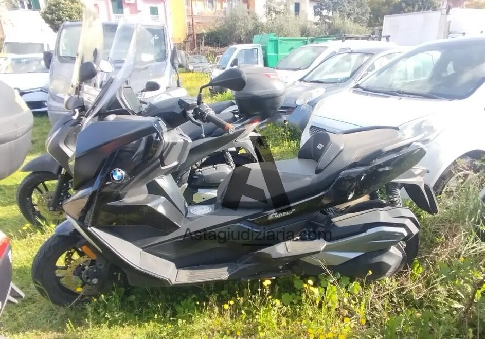 Motoveicolo O Ciclomotore — foto 2
