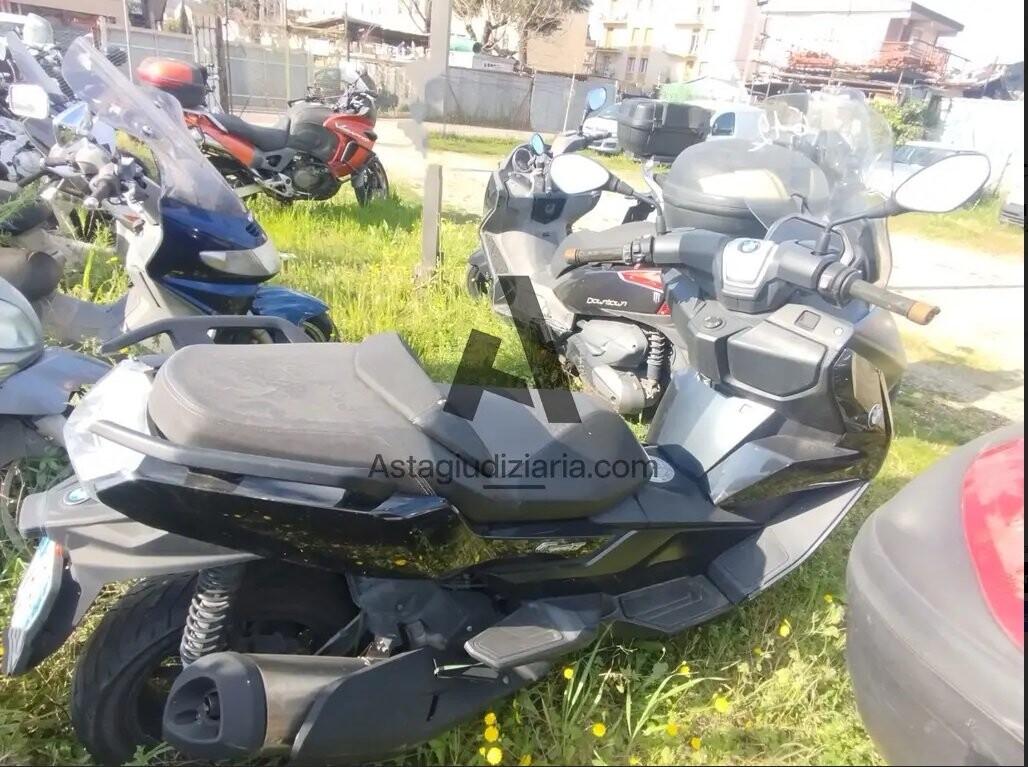 Motoveicolo O Ciclomotore — foto 4