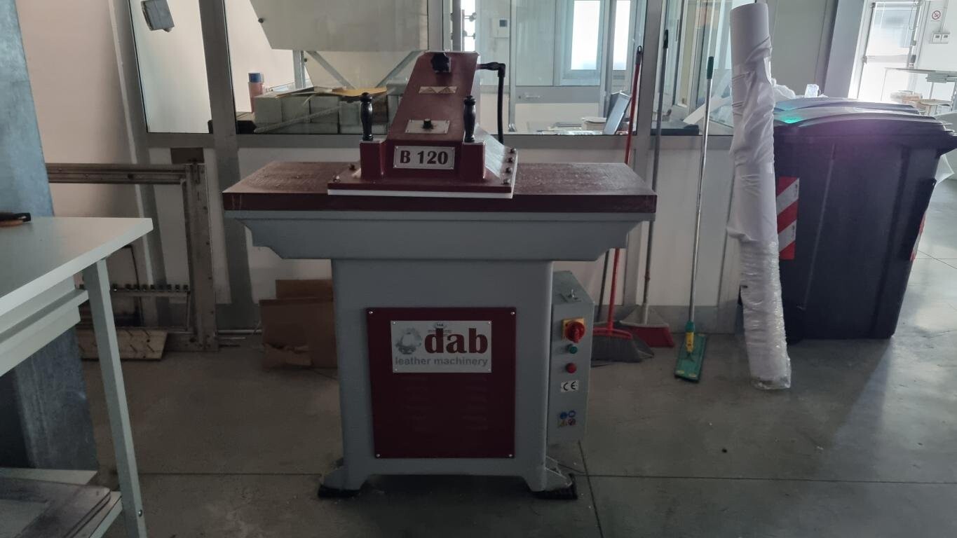 Macchinari Per L’Industria Tessile, Lavorazione Pelli E Calzature — foto 2