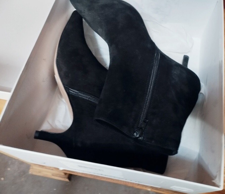 Abbigliamento E Calzature — foto 6
