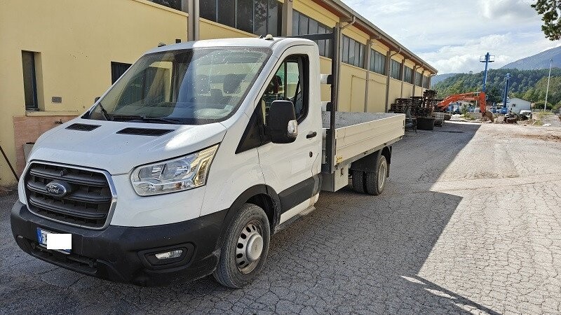 Automezzi Commerciali — foto 2