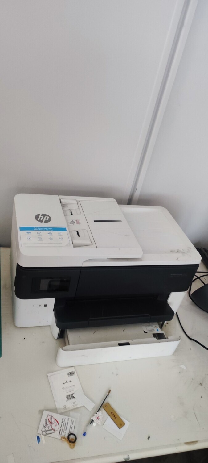 Computer E Attrezzatura Informatica — foto 3