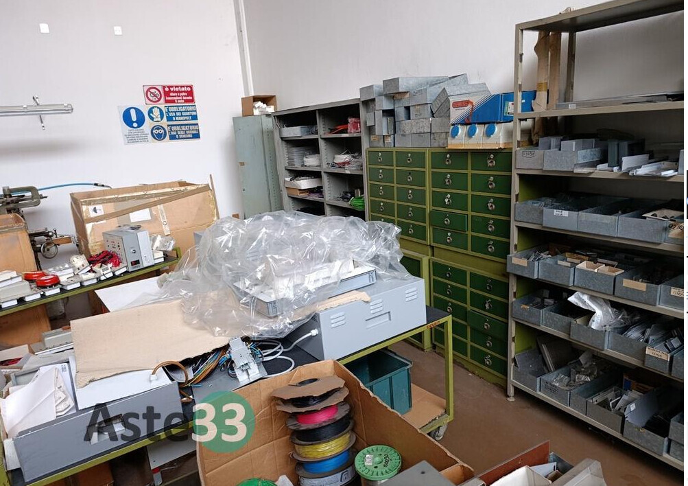 Attrezzature Ed Utensili – Il lotto comprende giacenze di viteria, bulloneria, minuteria e… — foto 6