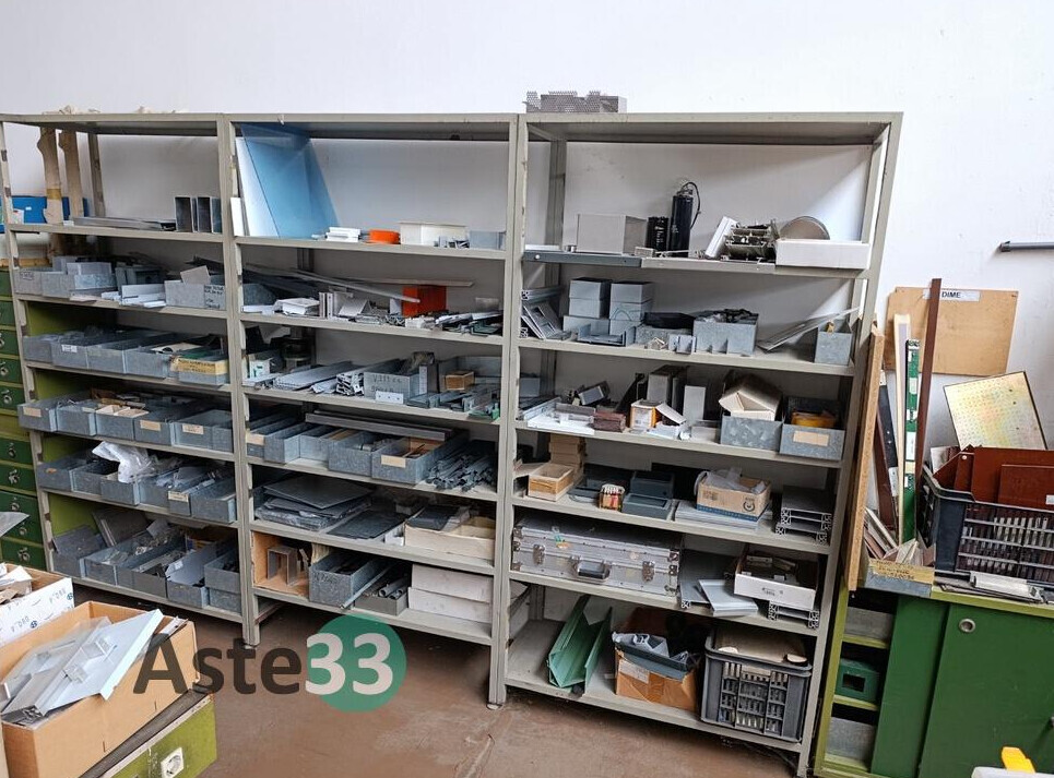 Attrezzature Ed Utensili – Il lotto comprende giacenze di viteria, bulloneria, minuteria e… — foto 5