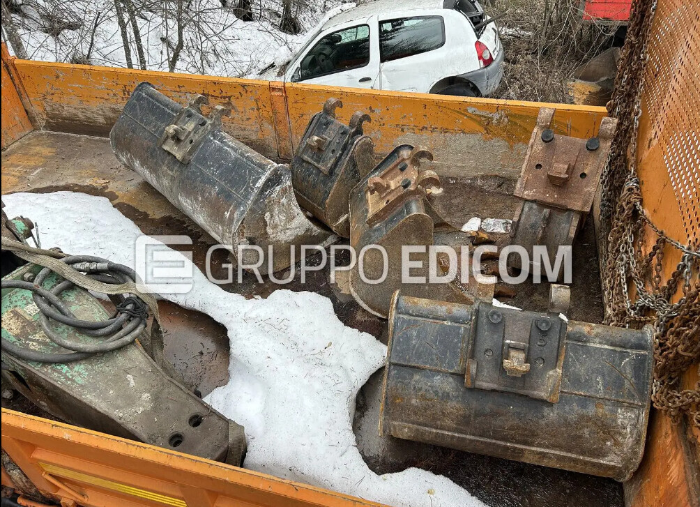 Automezzi Commerciali — foto 2