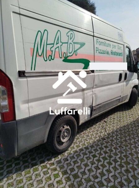 Automezzi Commerciali — foto 2