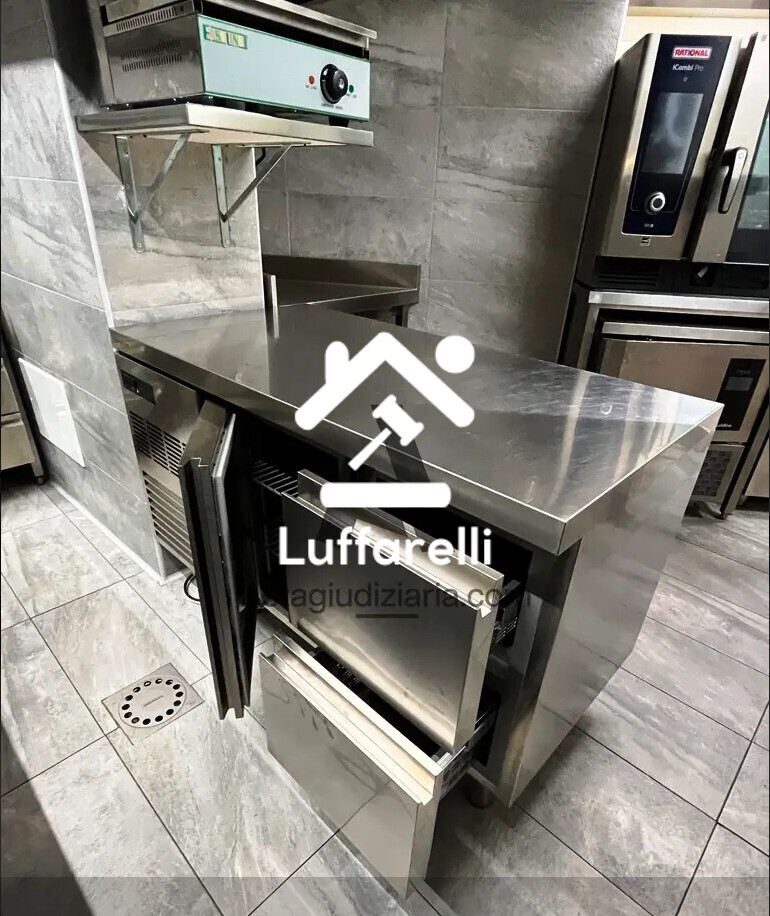 Attrezzature Ed Utensili — foto 2