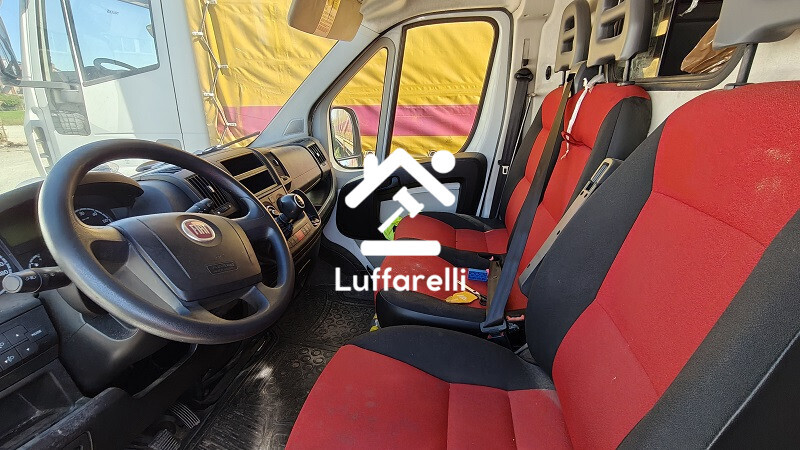 Automezzi Commerciali — foto 3