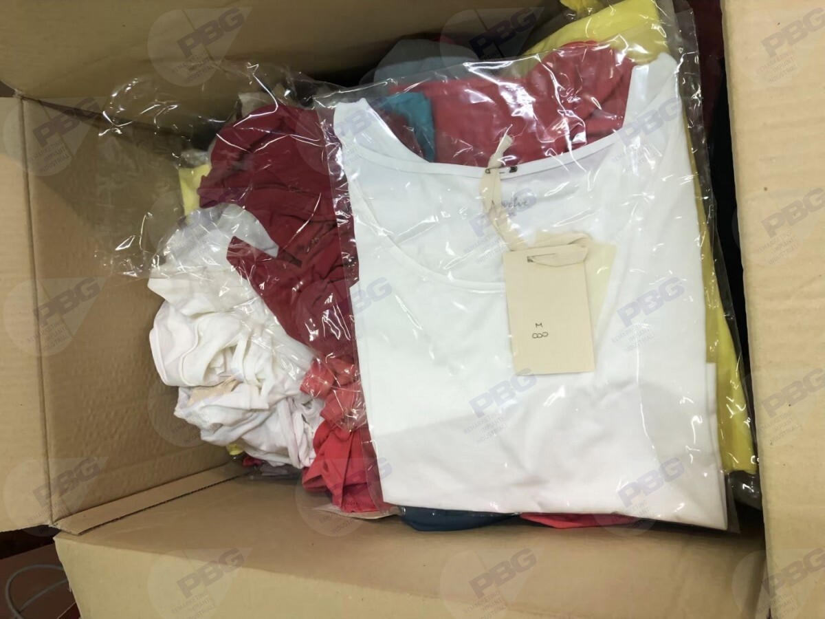 Abbigliamento E Calzature — foto 2