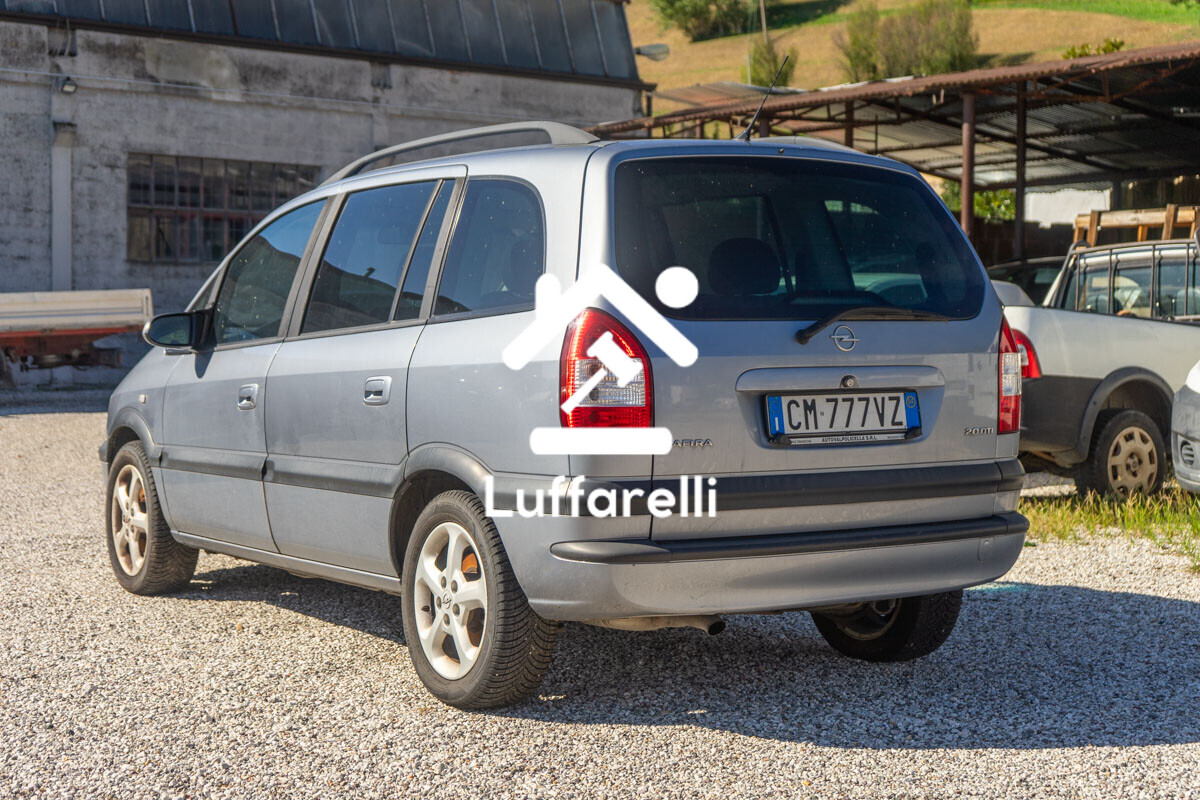 Automezzi Commerciali — foto 2