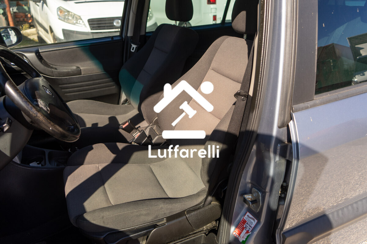 Automezzi Commerciali — foto 5