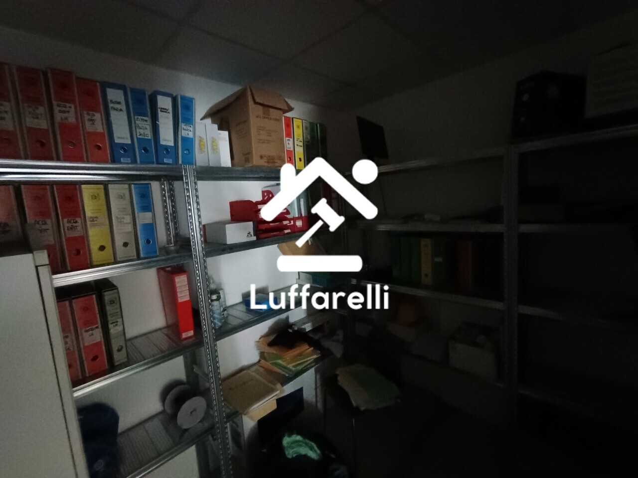 Macchine Ed Attrezzature Per LUfficio — foto 6
