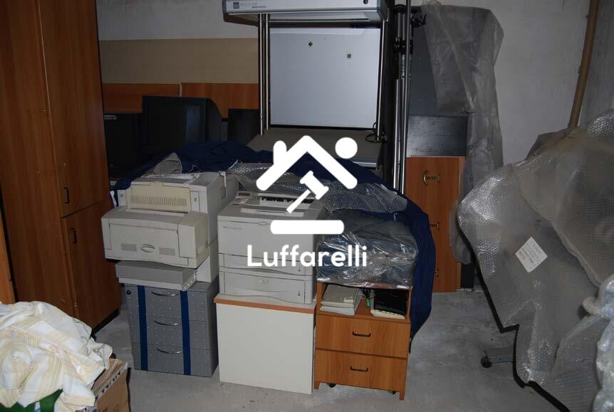 Arredi Da Ufficio E Varie — foto 2