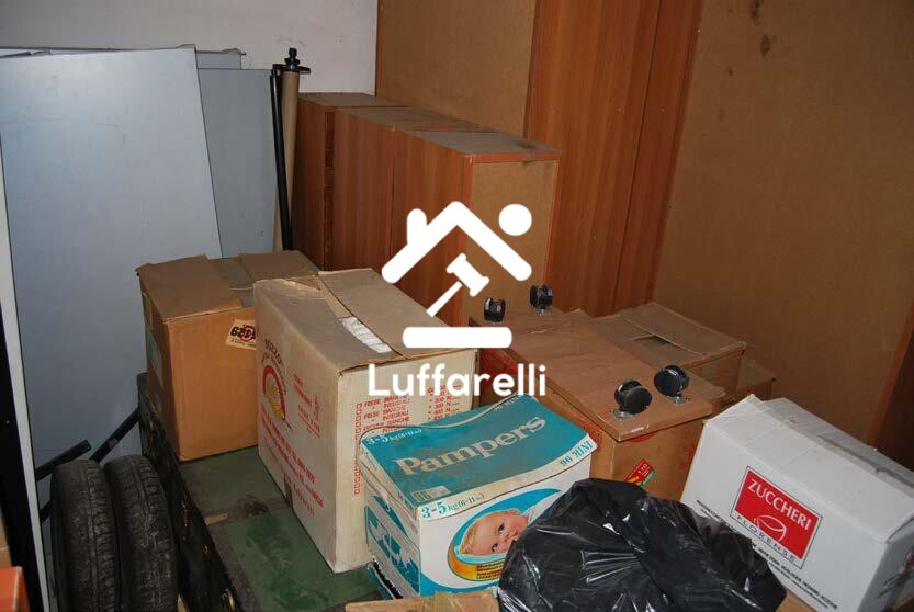 Arredi Da Ufficio E Varie — foto 6