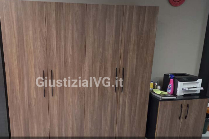 Arredi Da Ufficio E Varie — foto 3
