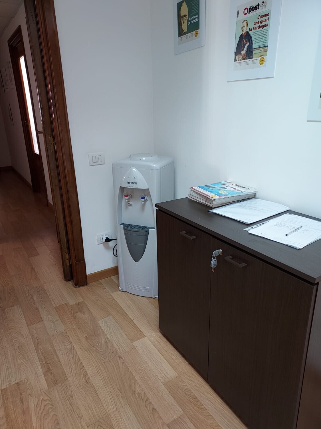 Mobili E Arredo Per Ufficio — foto 3
