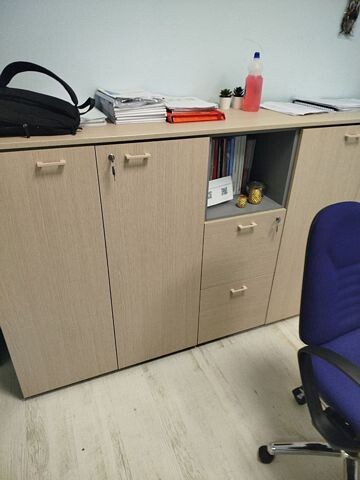 Mobili E Arredo Per Ufficio — foto 2
