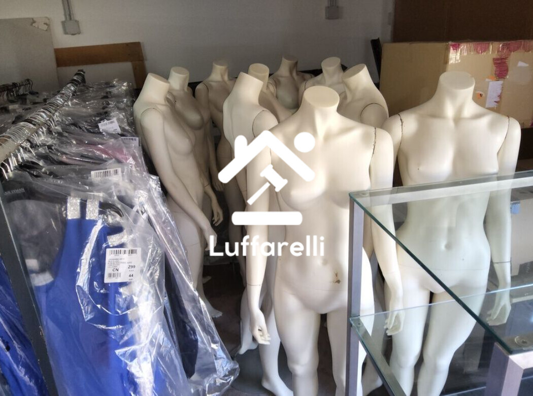 Abbigliamento E Calzature — foto 2