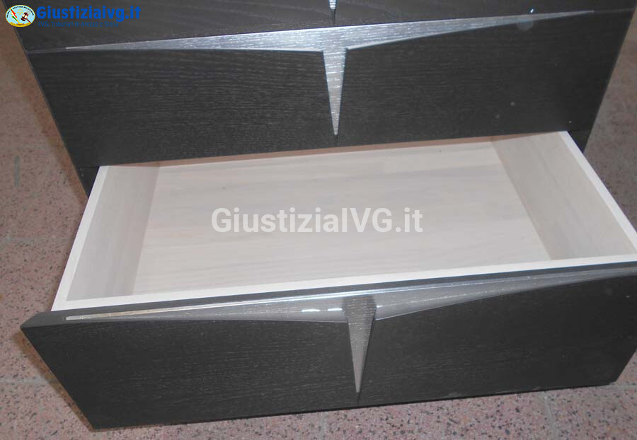 Mobili Da Casa E Varie – Il lotto comprende un settimino Eco&co modello Otus, proveniente… — foto 5