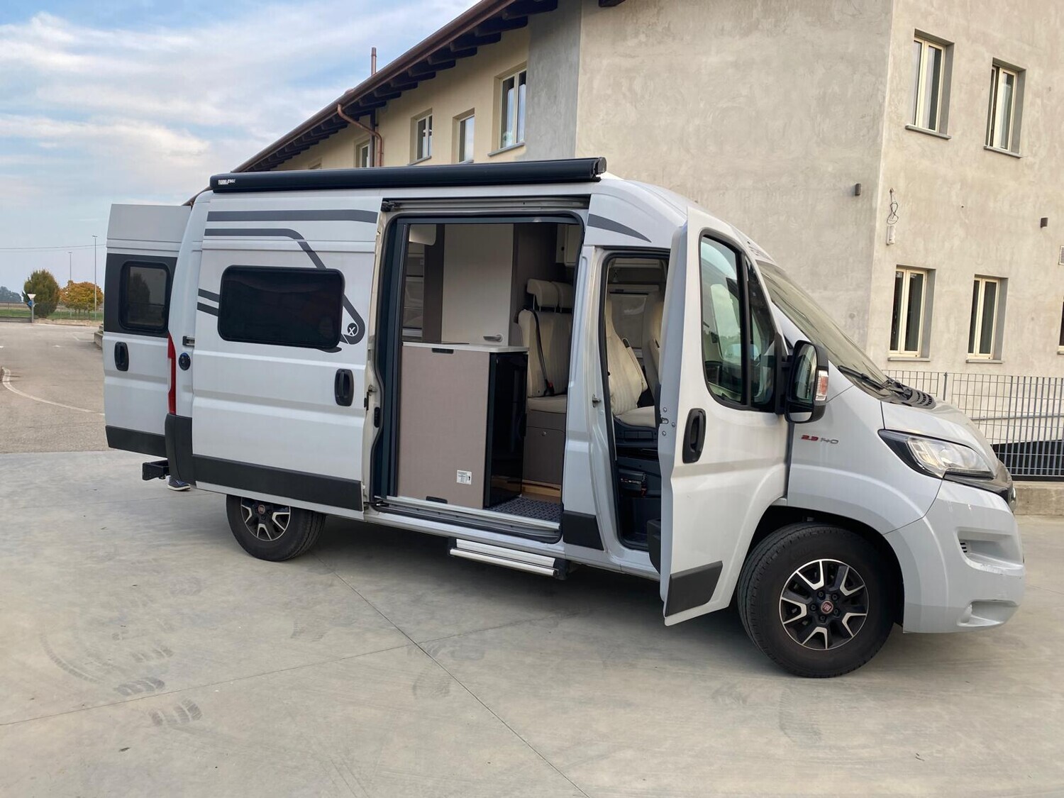 Autocaravan Etrusco 540 DB — foto 2