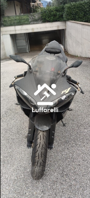 Motoveicolo O Ciclomotore – Il lotto comprende una moto Yamaha modello R1, cilindrata 998… — foto 2
