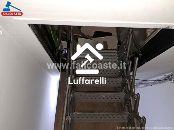 LOCALE COMMERCIALE VIA DELLE VELE - ROMA — foto 5