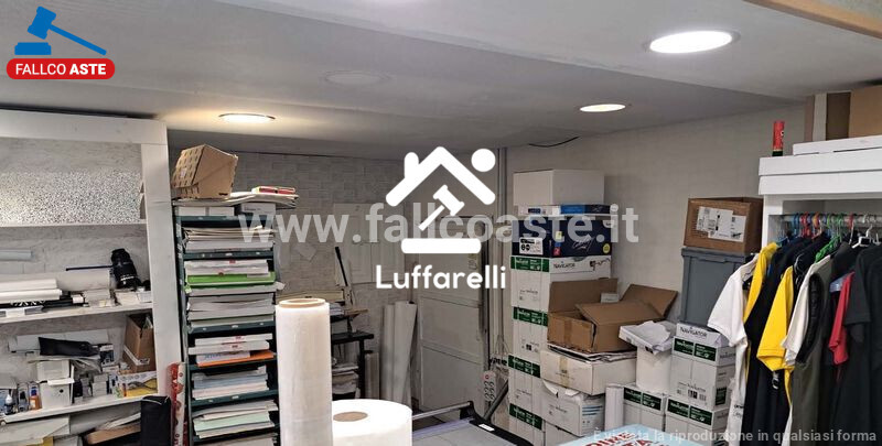 Immagine di LOCALE COMMERCIALE PIAZZALE DELLA STAZIONE DEL LIDO – ROMA