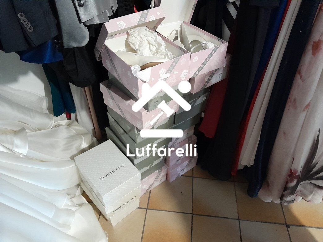 Abbigliamento E Calzature — foto 5