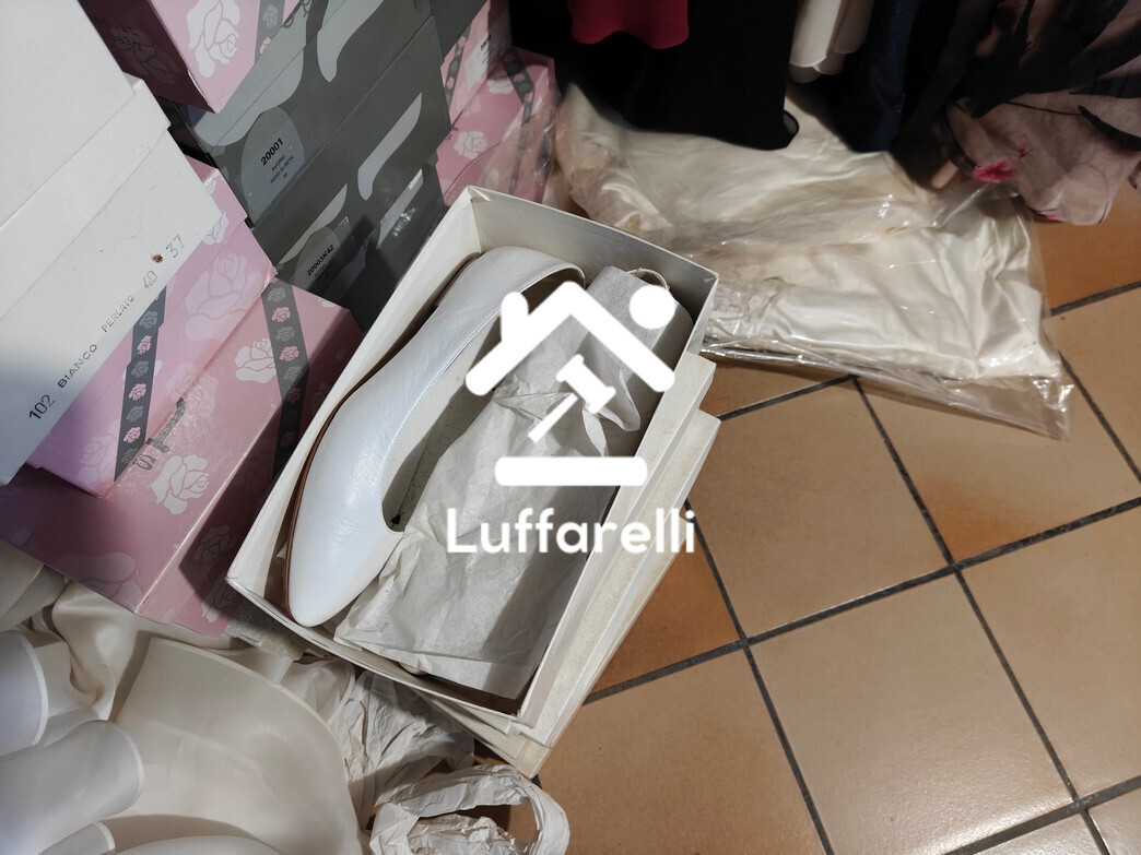 Abbigliamento E Calzature — foto 4