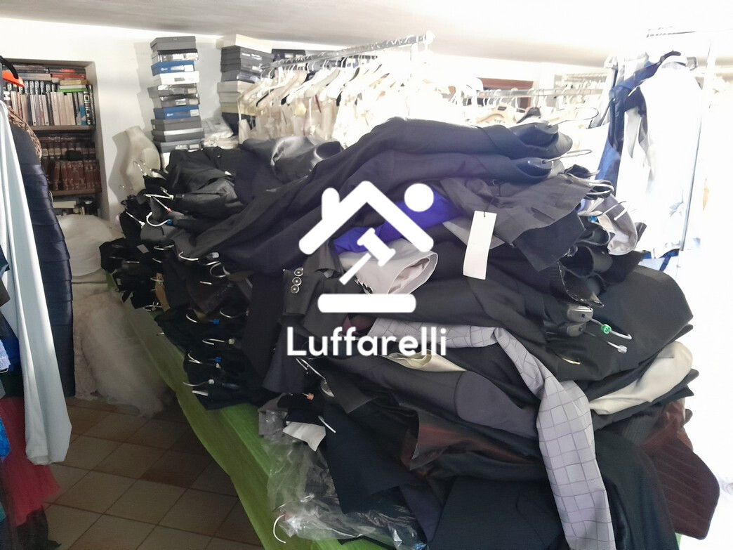 Abbigliamento E Calzature — foto 3