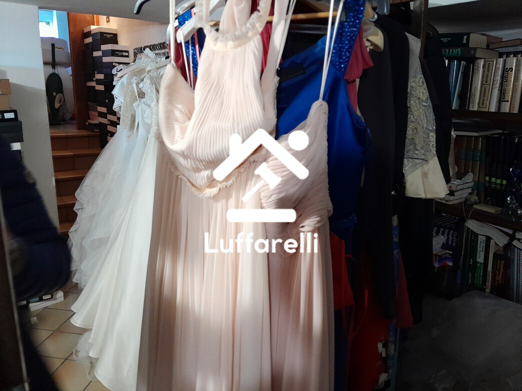 Abbigliamento E Calzature — foto 2