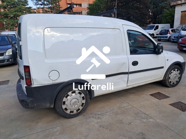 Automezzi Commerciali — foto 2