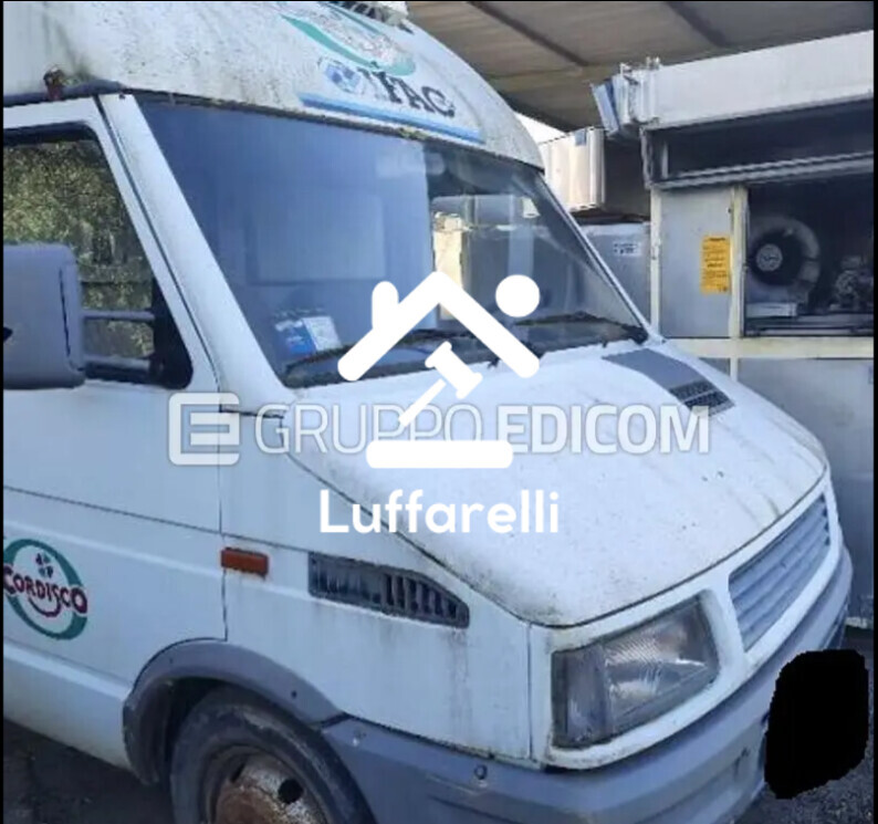 Automezzi Commerciali — foto 2
